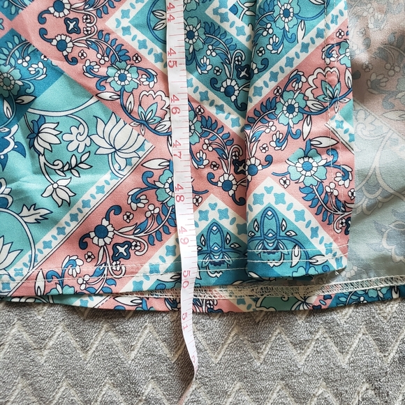 Stunning geometric and floral maxi dress - Picture 7 of 11